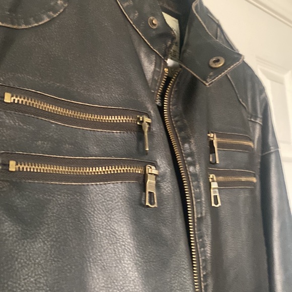 SLEEK Clean Biker Jacket [FITS LIKE MEDUIM] - Picture 2 of 8